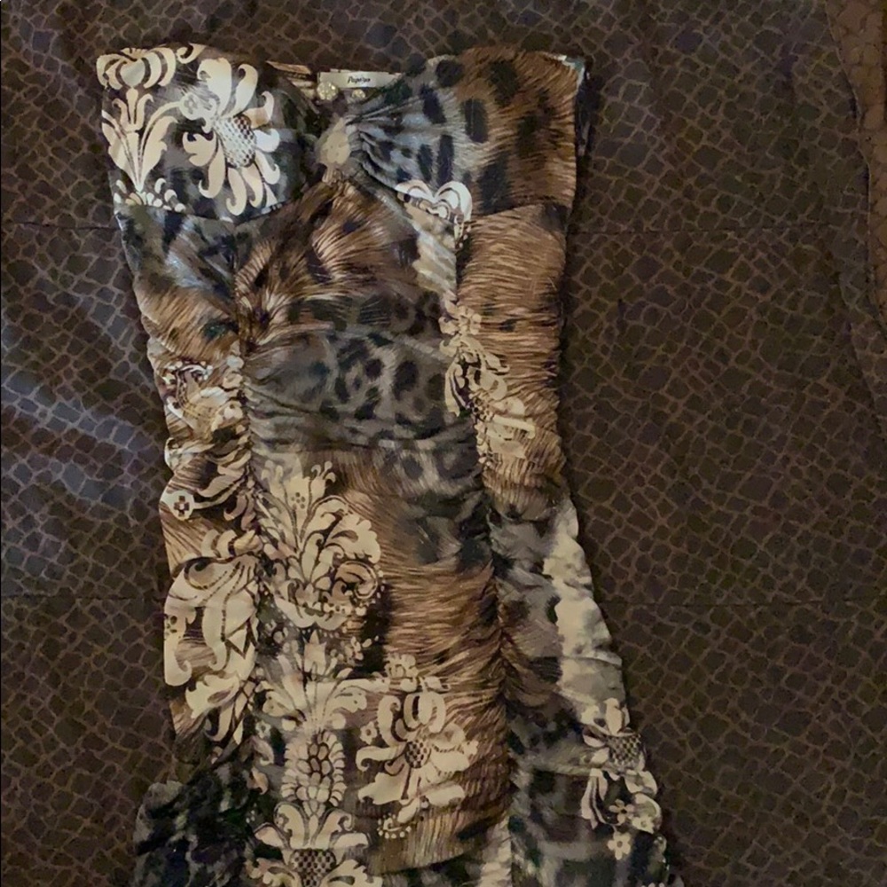 Women’s Papaya Dress Size Medium